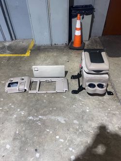 99-06 Chevy center console Jumpseat