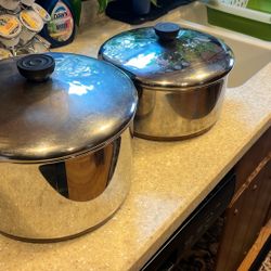 TWO REVERE POTS/LIDS:::6 Quarts-4 Quarts