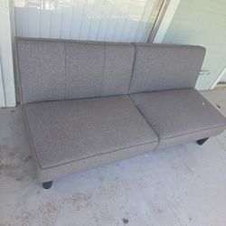Futon🤩