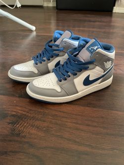 Nike Jordan 1 size 9