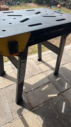 Toughbuilt quickset work bench