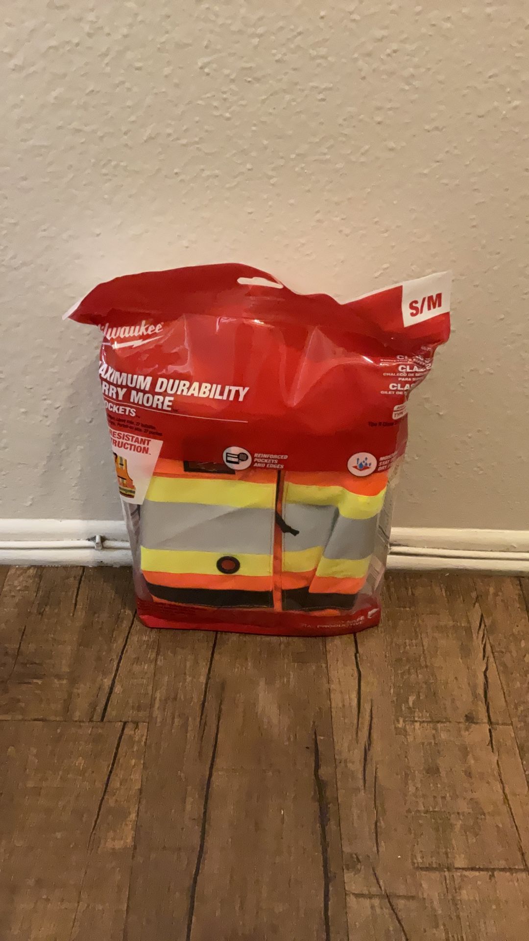 Milwaukee Safety Vest Surveyor Medium/Small