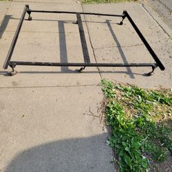 BED FRAME QUEEN TO KING 