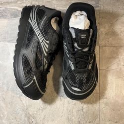 Black Bottega Veneta Size 42 Brand New