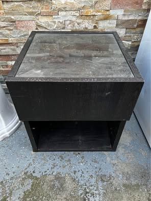 Black Glass Top Side Table / Nightstand – Modern Look