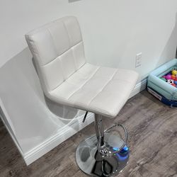 Cosmetology / Hair Stylist Kit + Salon Chair – Everything Included