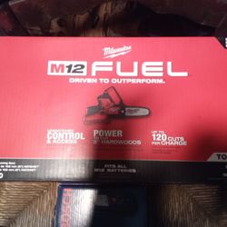 M12 Milwaukee Chainsaw 