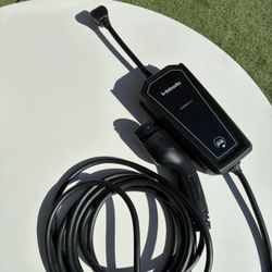 Mercedes-Benz Webasto Go Portable EV Electric Charger Cable (contact info removed)A NO ADAPTERS