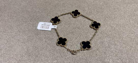 Gold fashion bracelet