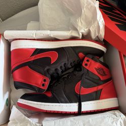 Satin Jordan 1 