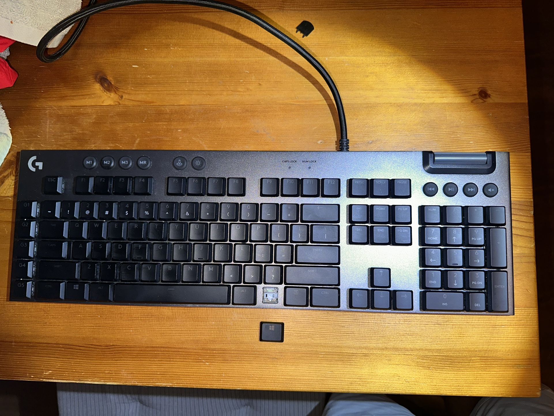 G815 Logitech Wired Keyboard