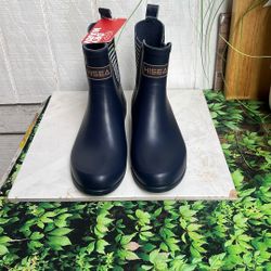 HISEA Women Rubber Rain Boots Waterproof Wedge Heel Anti-Slip Work Chelsea Boots  HISEA (11252) 99.3% positive feedback  $37.99 Was $47.49 (20% off)Pr