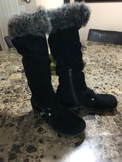 Boots Size 8 Never used
