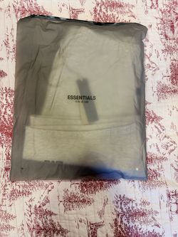 Essential fear of god light oatmeal shorts size xs