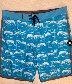 Hurley Shorts Size 33