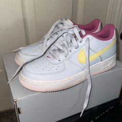 $30/OBO GS 5.5 Baby Blue/ Pink/Yellow Nike Shoes