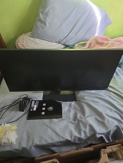 LG Widescreen Monitor