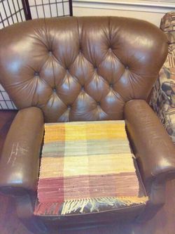 Leather loveseat and recliner