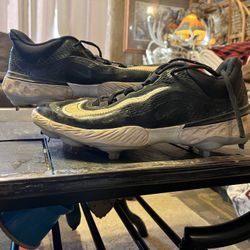 Nike Huarache Team Baseball Cleats (Metal)