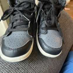 9c Jordan 1 Mid