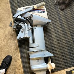 Evinrude 9.9HP 2-Stroke Outboard – 1983, Short Shaft, Tiller 
