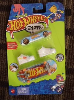 Hot Wheels skateboard and car