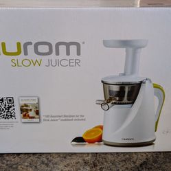 Hurom Slow Juicer
