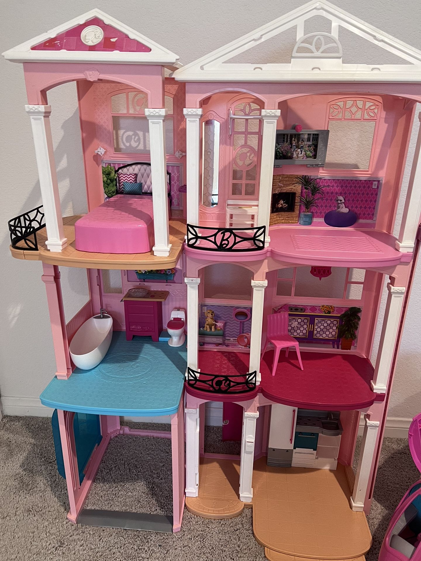 Barbie House / Airplane