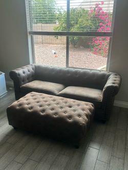 Chesterfield couch w/ ottoman