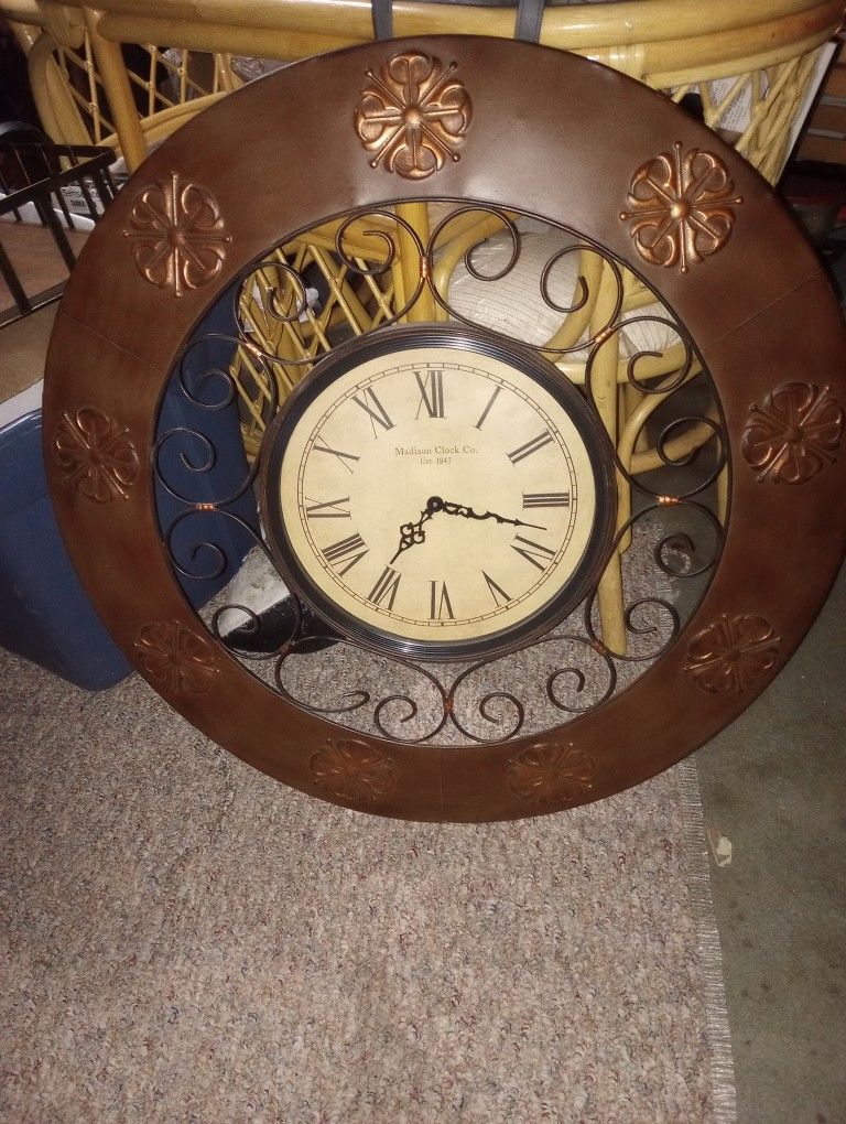 Madison Clock Company Big Round Clock