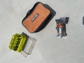 RIDGID Octane Cordless Compact Router with Bag and Bit Set