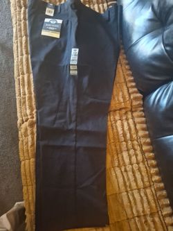 New-Dockers Mens pants -$10
