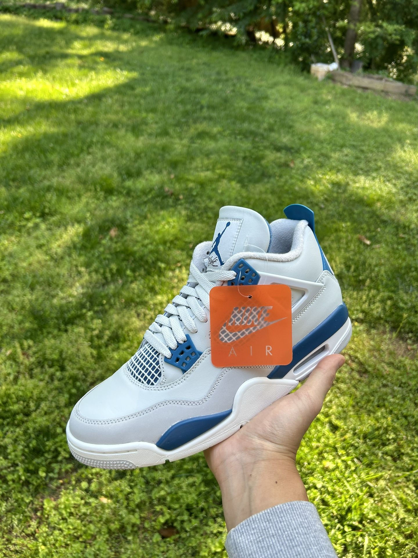 Jordan 4 “Military Blue”