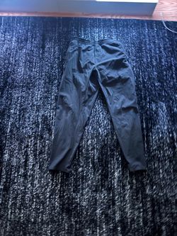 Black lululemon pants