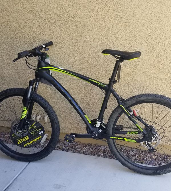 hyper mountain bike carbon