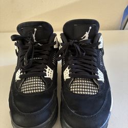 Air Jordan 4 Retro "White Thunder"