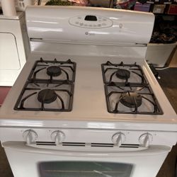 Maytag 30” Wide Gas Stove