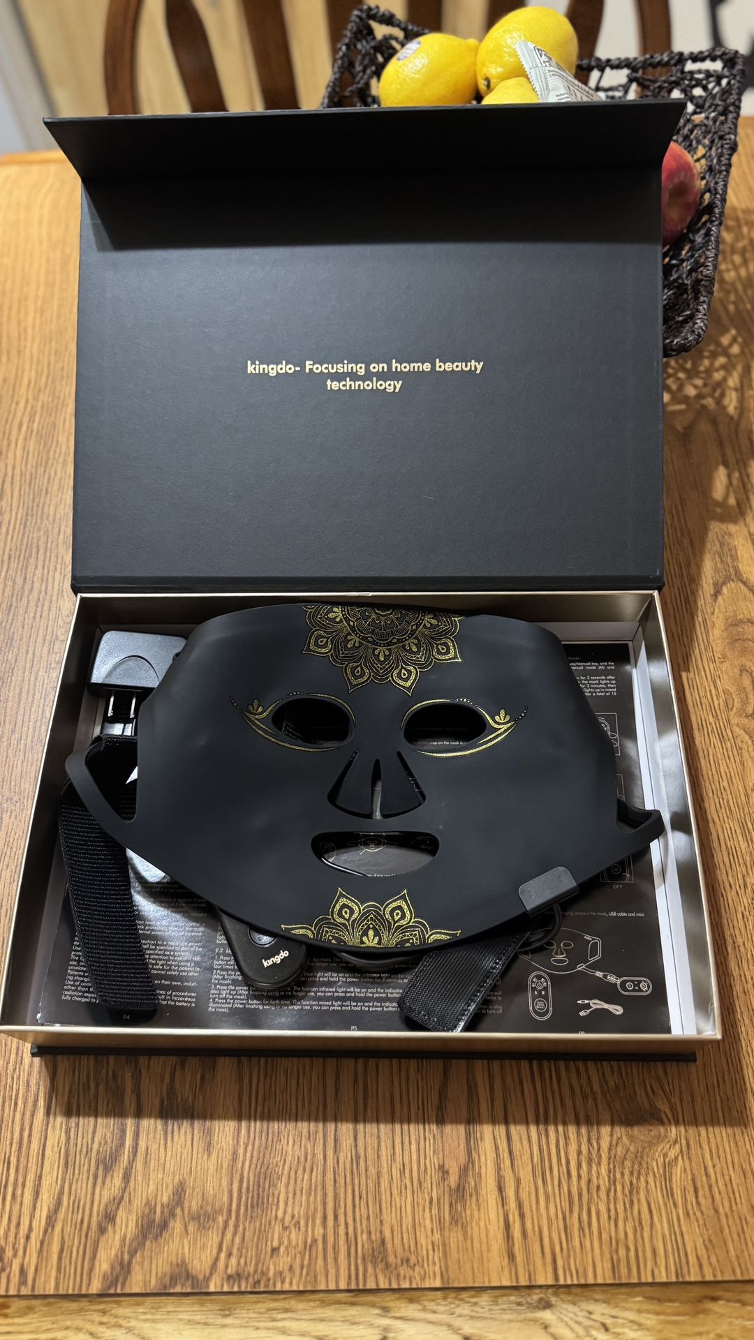 KINGDO Red Light Therapy Mask