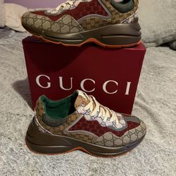 GUCCI SHOES MENS 12 (MULTI COLOR)