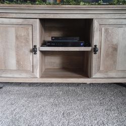 TV /Entertainment Console