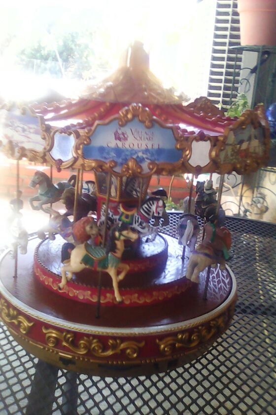 Mr Christmas Triple Decker Carousel