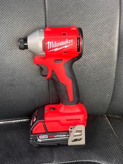 Milwaukee m18 cordless 3speed impact driver  with battery