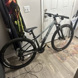 2021 LIV Tempt 2 (29inch / Small) - Great Condition 