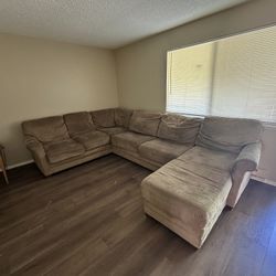 Free Sectional