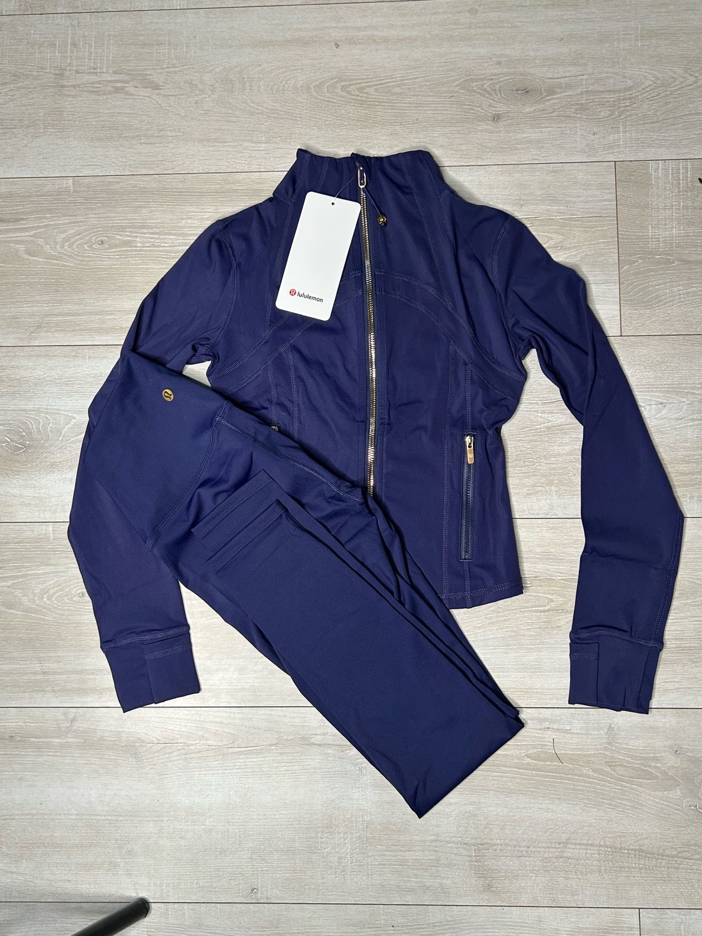 Navy blue lululemon set