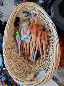 Random Brats And Barbie