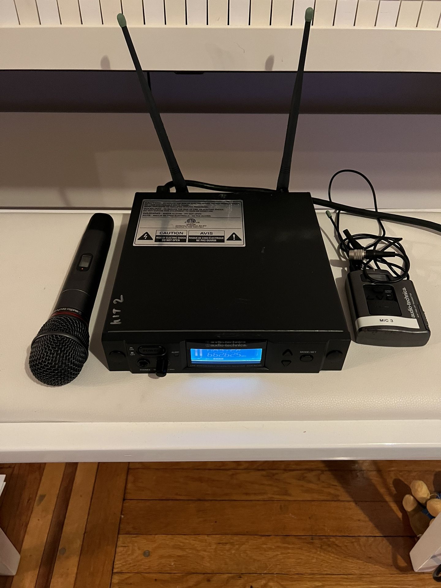 Audio Technica Combo wireless Microphone In Very Good Condition