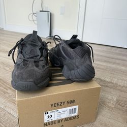 Yeezy 500 Utility Black 