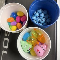 Kids Easter Baskets and Easter Eggs