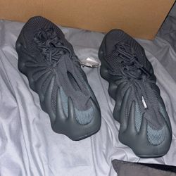 Yeezy 450 Size 10 And A Half 